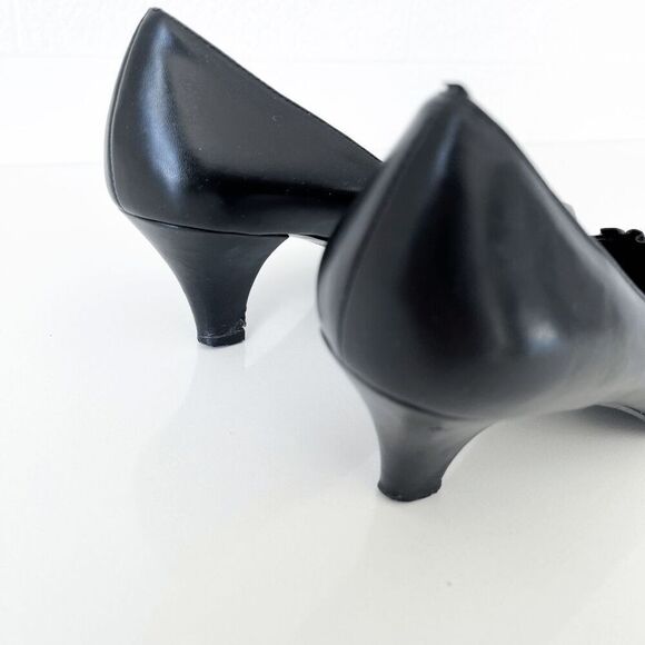 La Scarpa Womens Leather Ruched Pointed Toe Kitten Heel Slip-on Pumps Black 37 - Picture 3 of 8